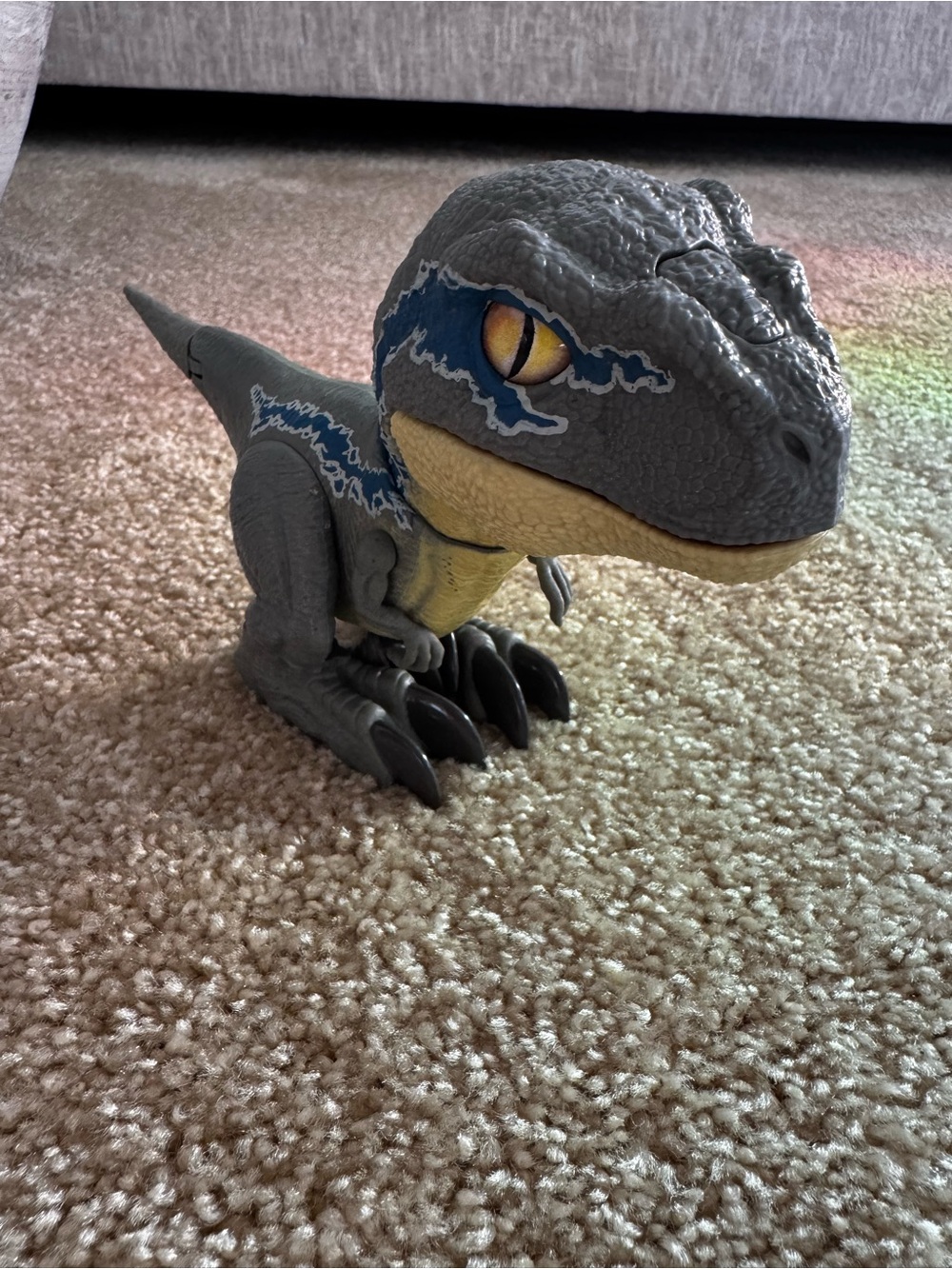 Jurassic World: Dominion Uncaged Rowdy Roars dinosaur with interactive motion